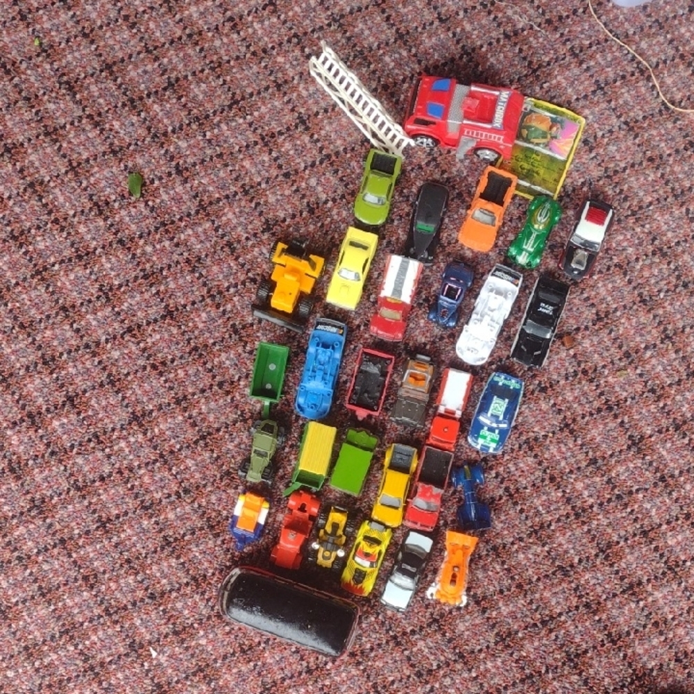Assorted Matchbox Hot wheels,Etc Colorful Metal Toy Cars Collection -31count
